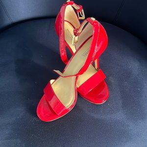 Michael  By Michael Kors in size 8M